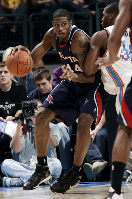 凯恩领衔的 凯恩领衔的